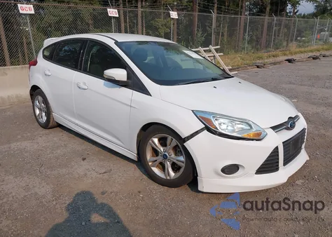 2013 Ford Focus Se z USA, uszkodzony, nr VIN 1FADP3K22DL108272
